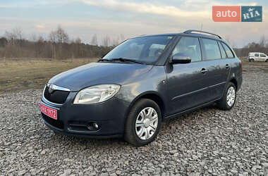 Универсал Skoda Fabia 2008 в Луцке