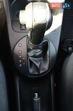 Хэтчбек Skoda Fabia 2010 в 