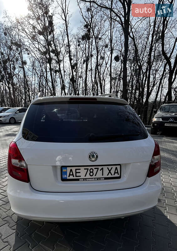 Универсал Skoda Fabia 2012 в Обухове