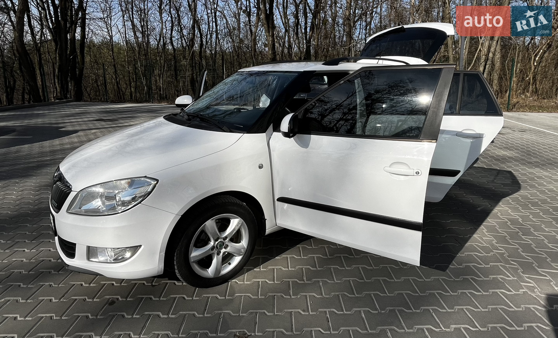2012 Skoda Fabia - мініатюра 7