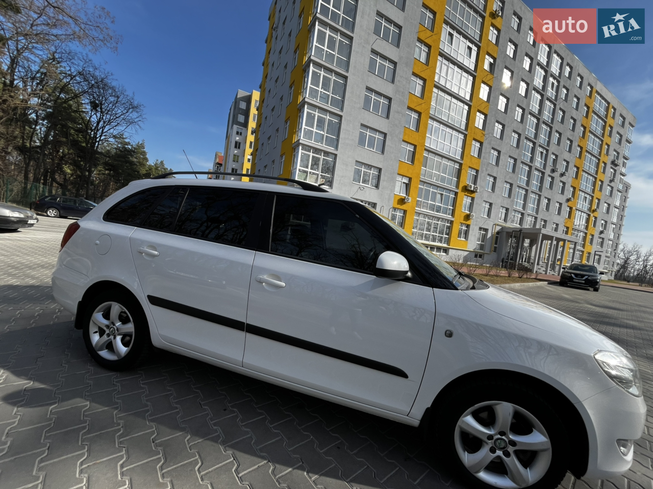 2012 Skoda Fabia - мініатюра 12