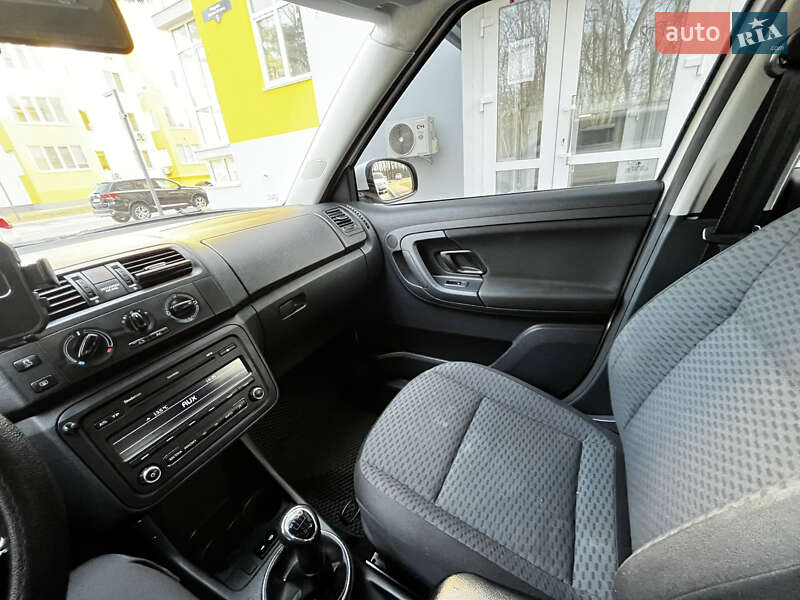 Универсал Skoda Fabia 2012 в Обухове