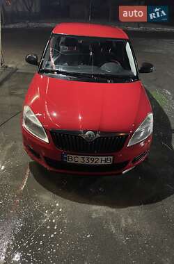 Хетчбек Skoda Fabia 2010 в 
