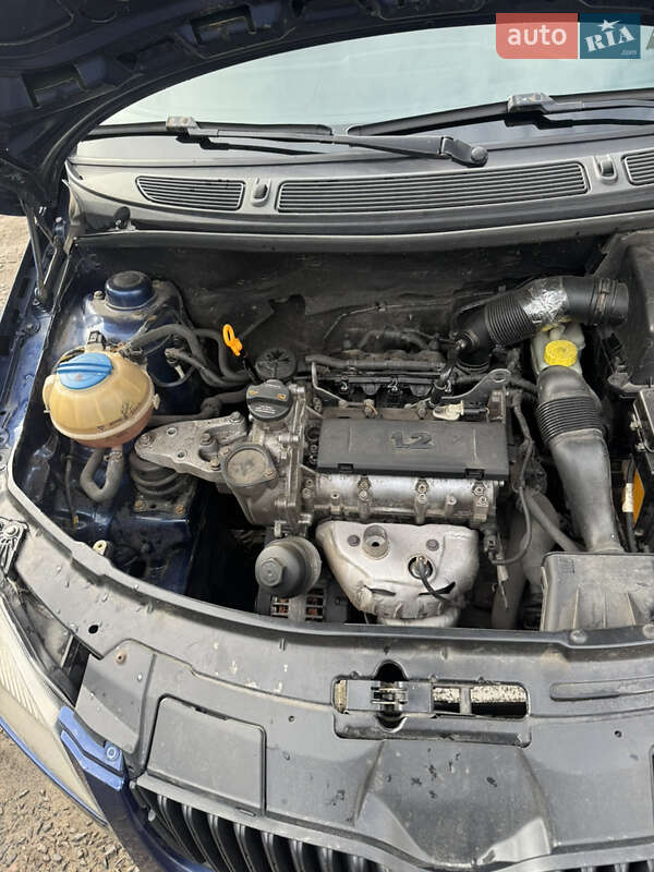 Хэтчбек Skoda Fabia 2007 в Шостке
