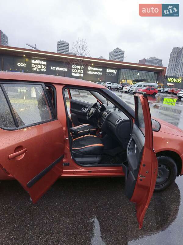 Хетчбек Skoda Fabia 2007 в Києві