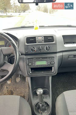 Универсал Skoda Fabia 2010 в 