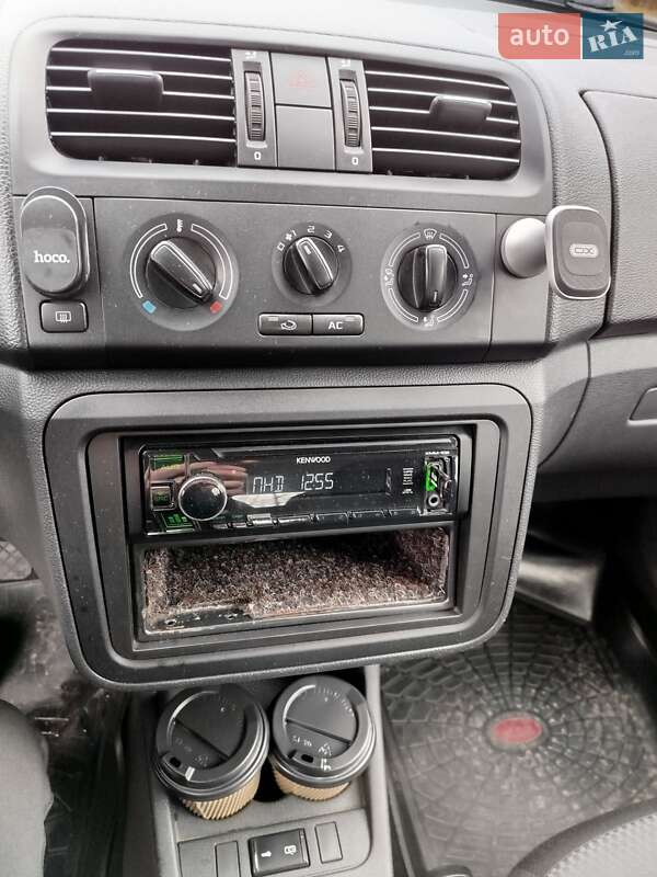 Універсал Skoda Fabia 2011 в Дніпрі