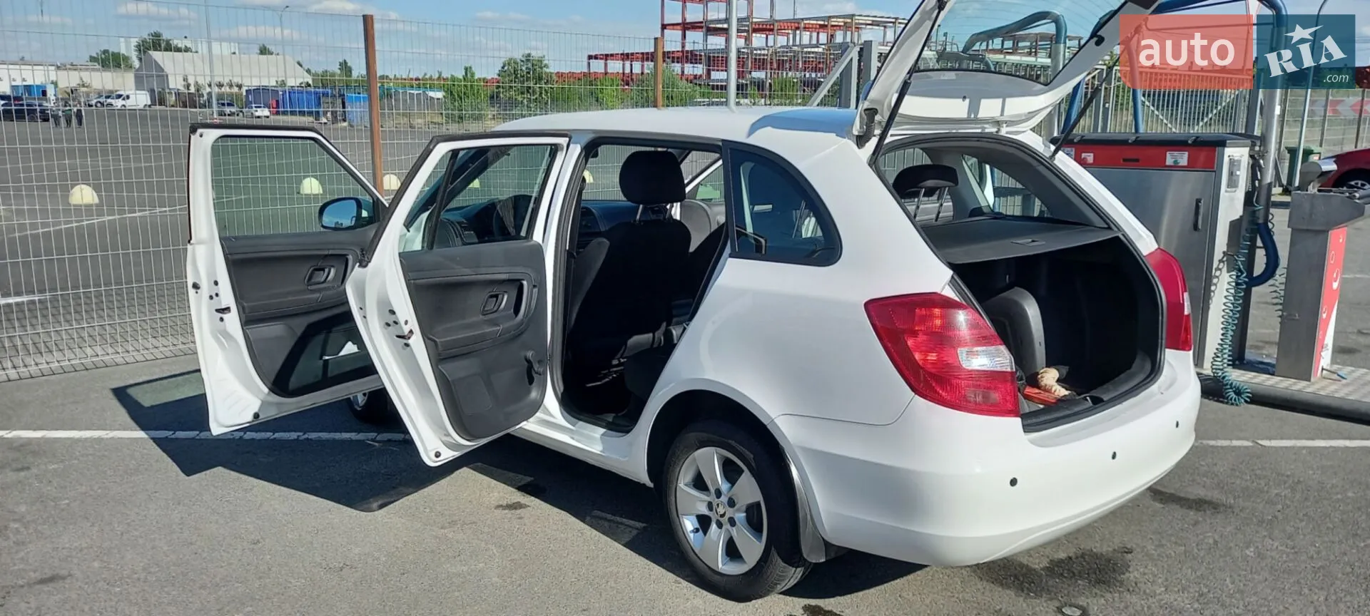 2013 Skoda Fabia - мініатюра 7