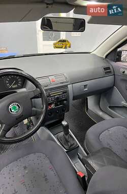 Хэтчбек Skoda Fabia 2001 в 