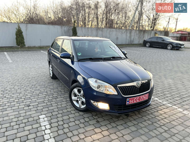 Універсал Skoda Fabia 2010 в Івано-Франківську