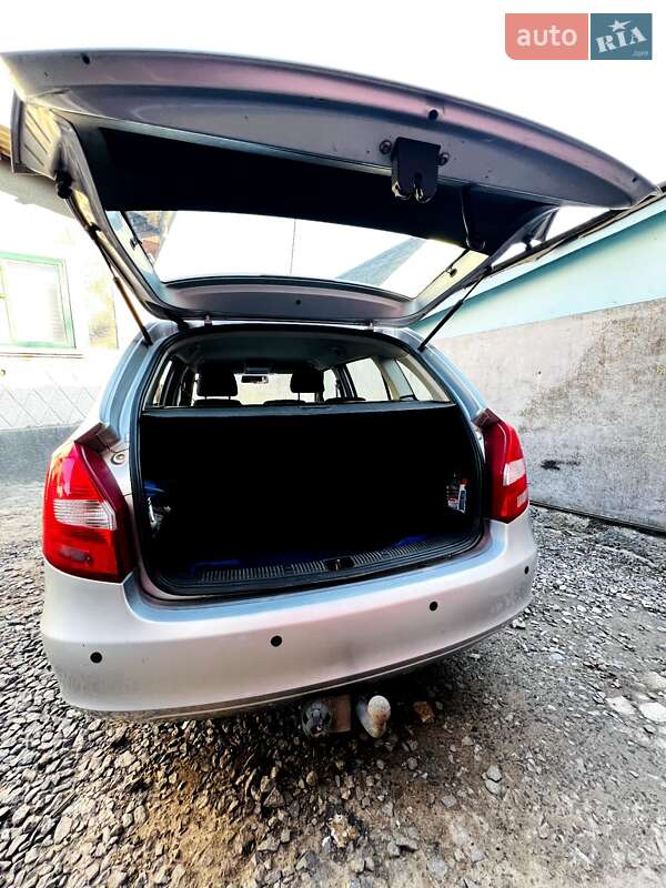 Універсал Skoda Fabia 2011 в Вінниці