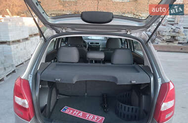 Хэтчбек Skoda Fabia 2009 в 