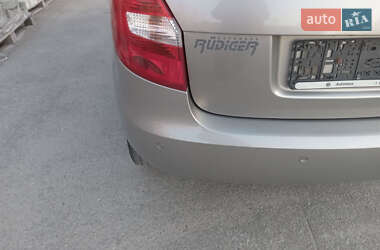 Хэтчбек Skoda Fabia 2009 в 