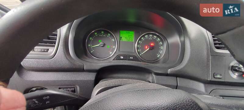 Хетчбек Skoda Fabia 2013 в Києві