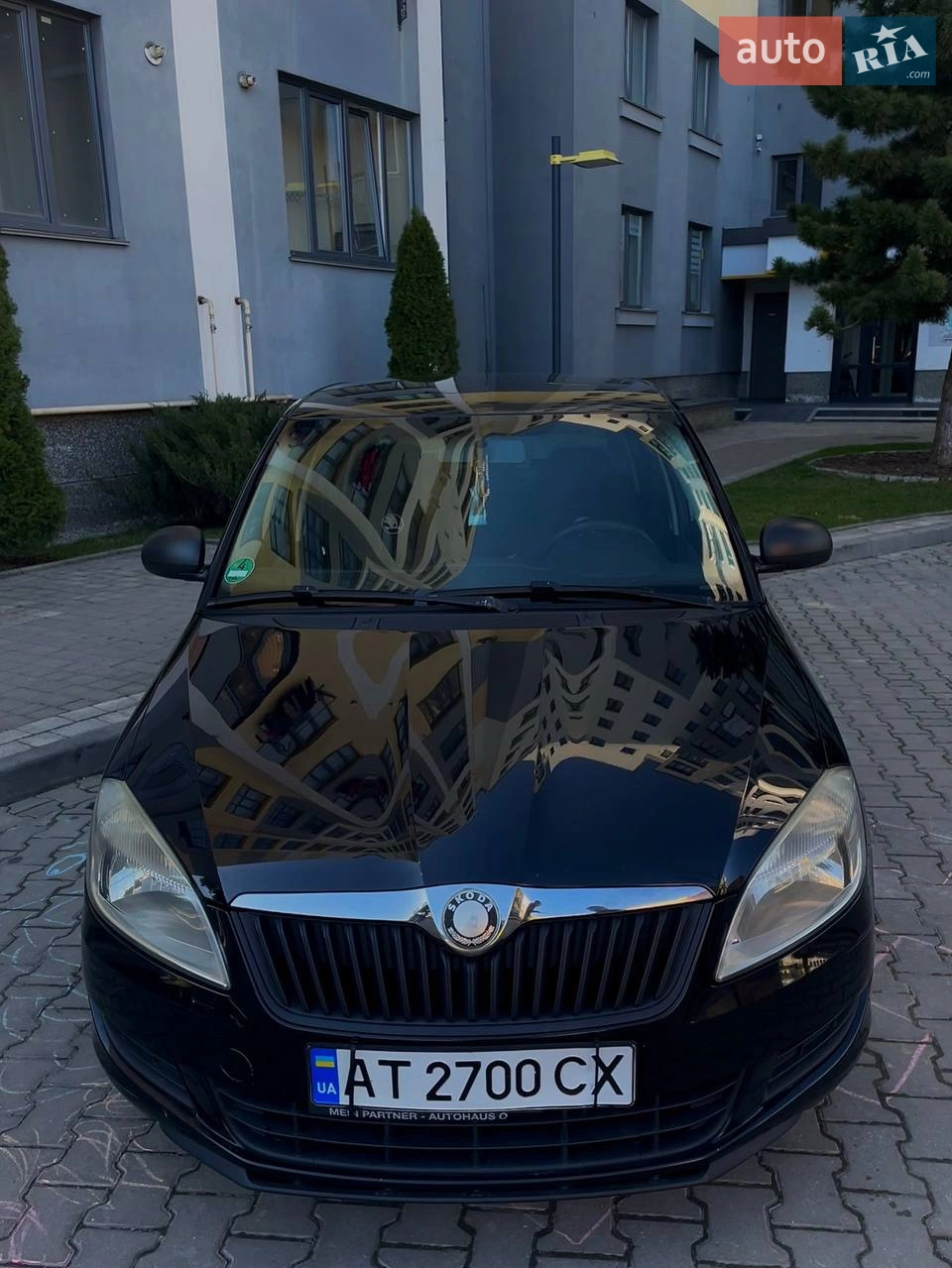 2011 Skoda Fabia - мініатюра 10