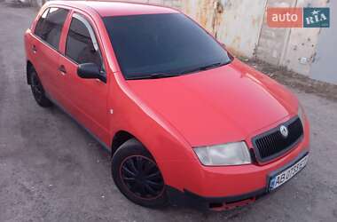 Хэтчбек Skoda Fabia 2002 в 