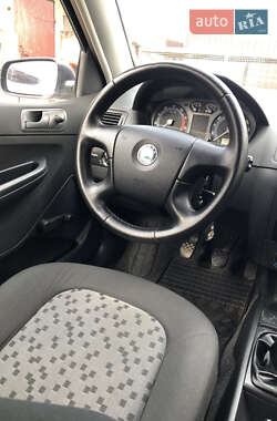 Хетчбек Skoda Fabia 2008 в 