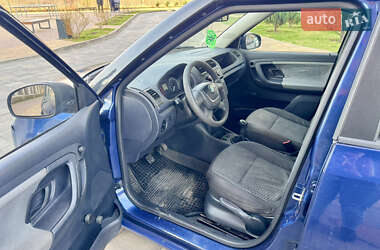 Хэтчбек Skoda Fabia 2009 в 
