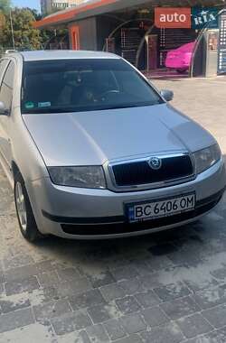 Седан Skoda Fabia 2002 в 