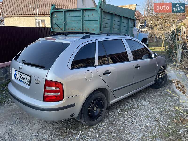 Універсал Skoda Fabia 2004 в Вінниці