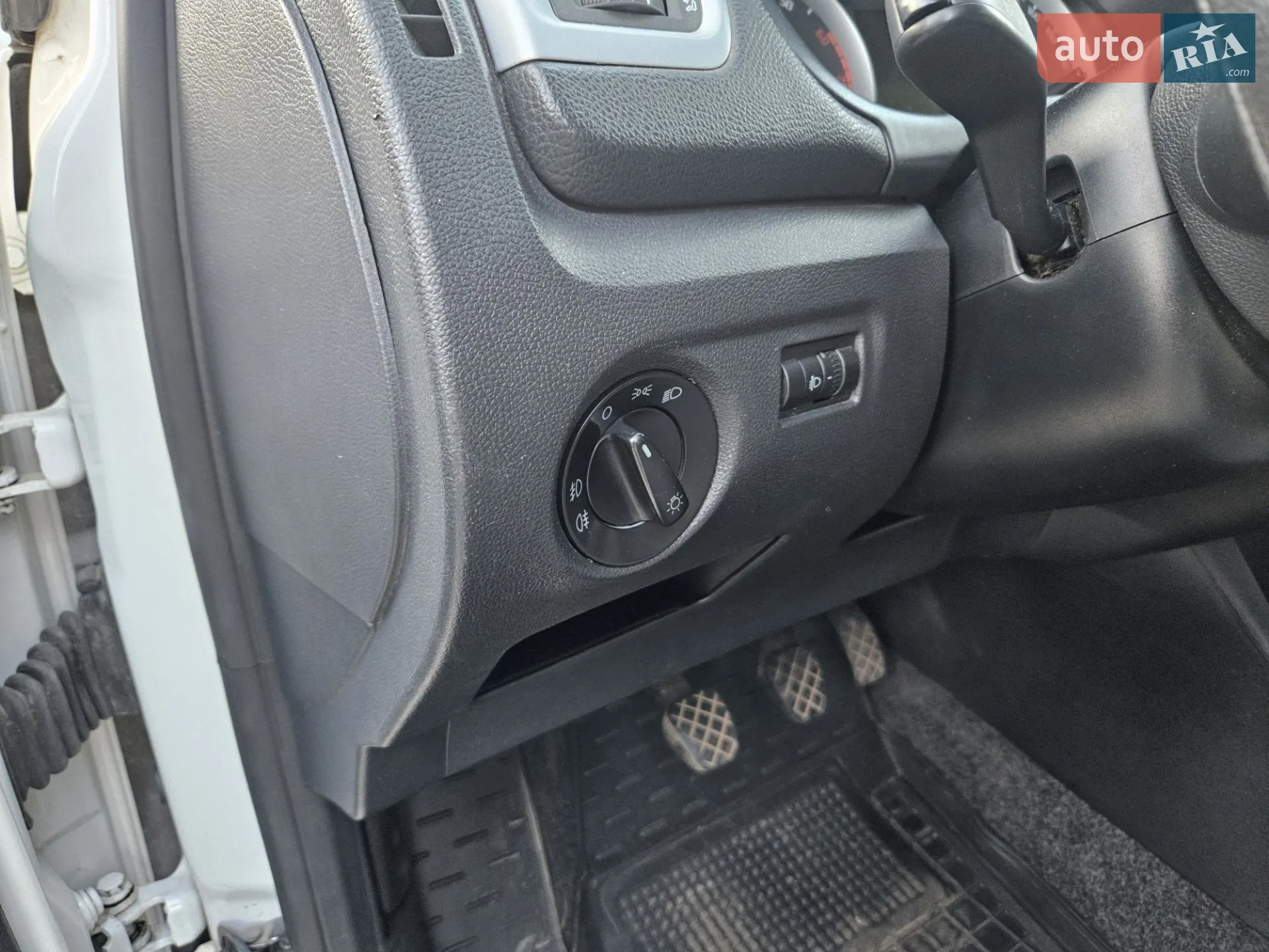 2010 Skoda Fabia - мініатюра 19