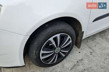 Хетчбек Skoda Fabia 2010 в Рівному