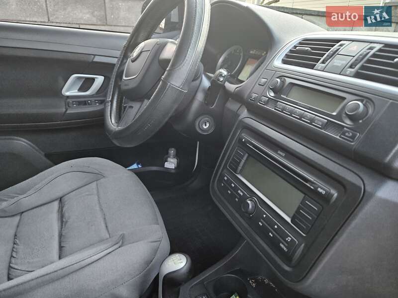 Хетчбек Skoda Fabia 2010 в Рівному