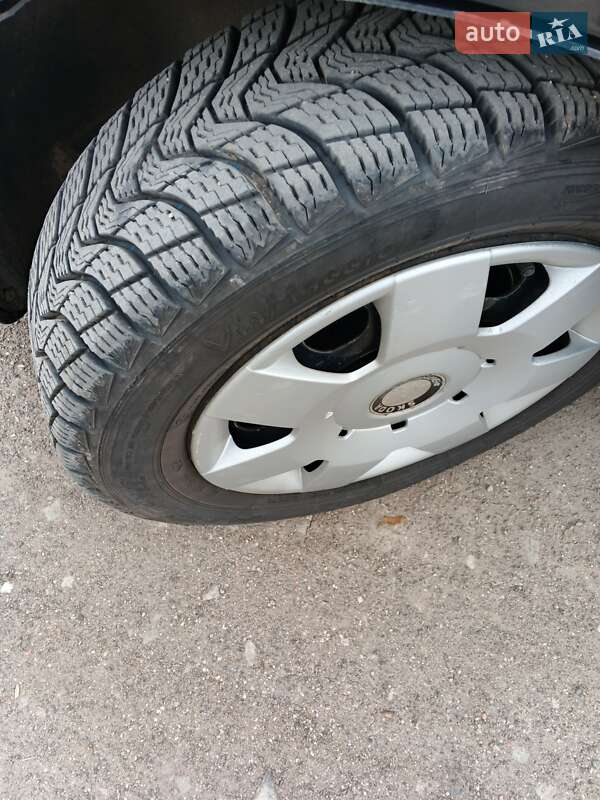 Хетчбек Skoda Fabia 2005 в Вороновиці