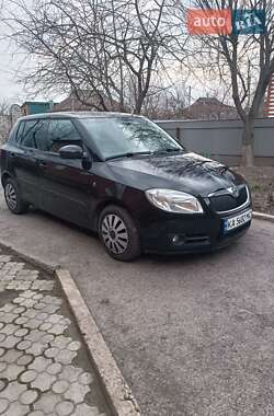 Хэтчбек Skoda Fabia 2009 в 