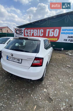 Хэтчбек Skoda Fabia 2016 в 