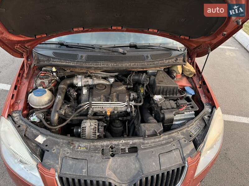 Хетчбек Skoda Fabia 2007 в Луцьку