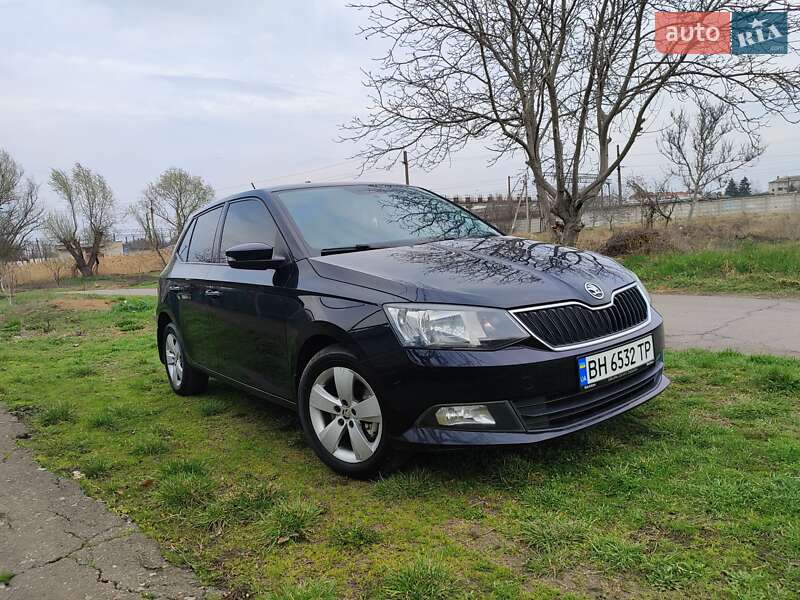 Хэтчбек Skoda Fabia 2015 в Подольске