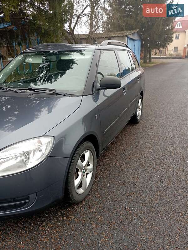 Універсал Skoda Fabia 2008 в Корсунь-Шевченківському