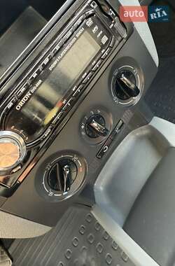 Седан Skoda Fabia 2004 в Николаеве