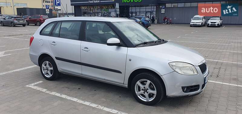 Универсал Skoda Fabia 2009 в 