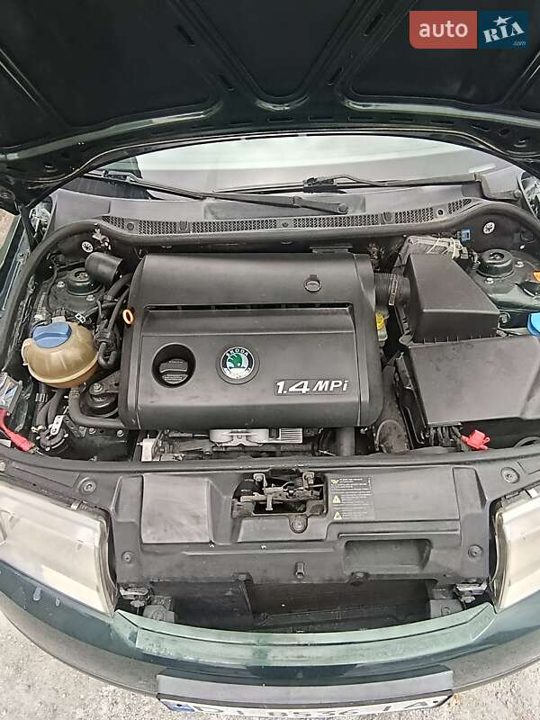 Хэтчбек Skoda Fabia 2001 в Запорожье