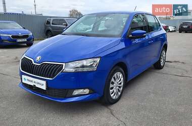 Хэтчбек Skoda Fabia 2019 в 