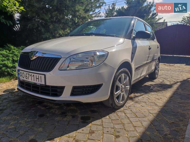 Хэтчбек Skoda Fabia 2010 в Мукачево