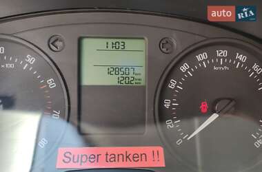 Хэтчбек Skoda Fabia 2010 в 