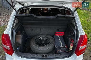 Хэтчбек Skoda Fabia 2012 в 