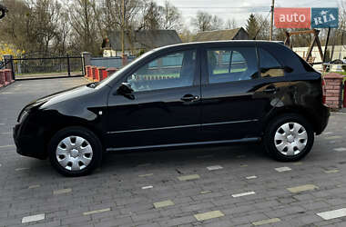 Хэтчбек Skoda Fabia 2006 в 