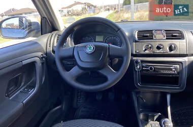 Хетчбек Skoda Fabia 2010 в 