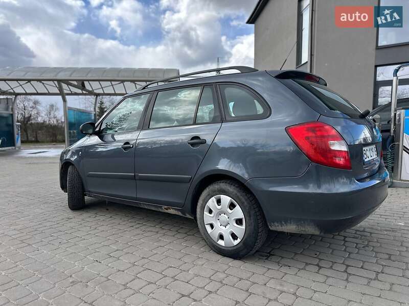 Хэтчбек Skoda Fabia 2008 в Львове