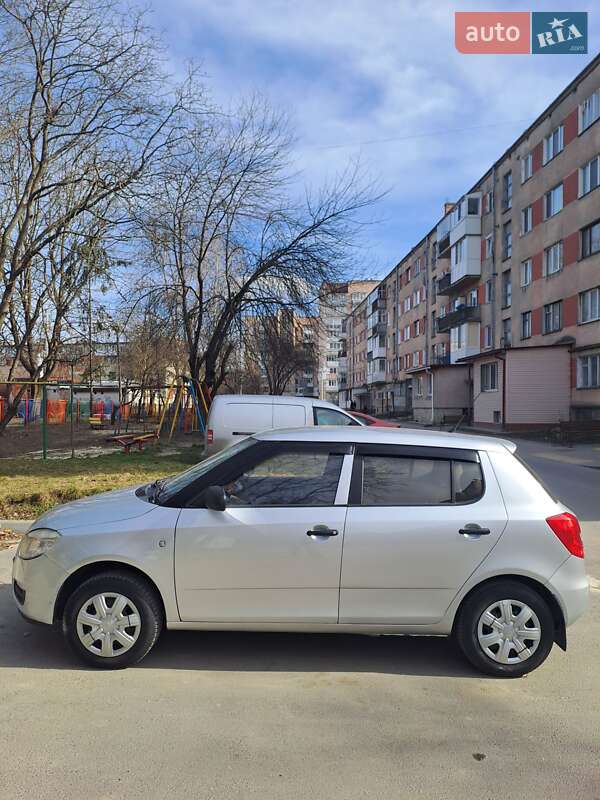 Хетчбек Skoda Fabia 2008 в Тернополі