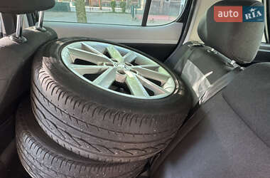 Хэтчбек Skoda Fabia 2008 в 