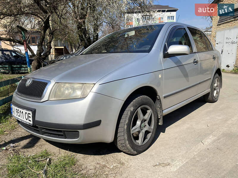 Хэтчбек Skoda Fabia 2004 в Макарове