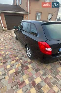Универсал Skoda Fabia 2010 в 