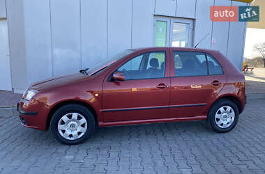 Хэтчбек Skoda Fabia 2008 в 