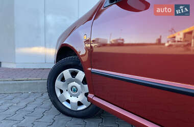 Хэтчбек Skoda Fabia 2008 в 