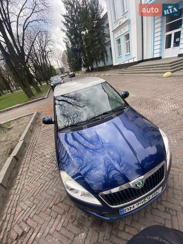 Хэтчбек Skoda Fabia 2010 в Конотопе